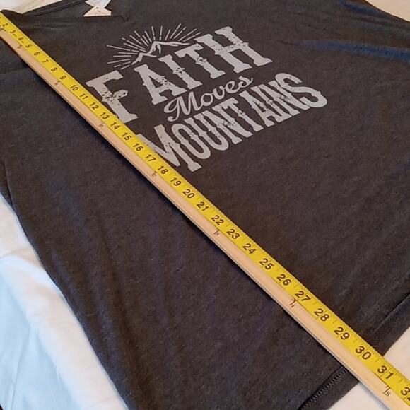 NWT Faith over Mountain women's size 2X dark gray t-shirt. - Picture 7 of 7